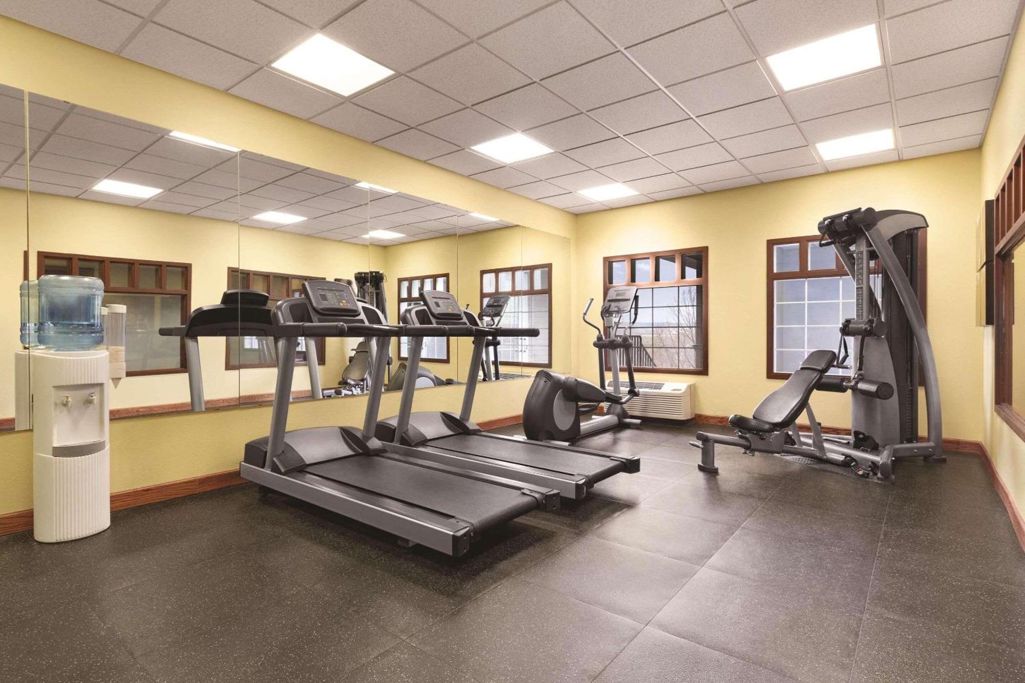 Country Inn & Suites By Radisson, Billings, Mt מראה חיצוני תמונה